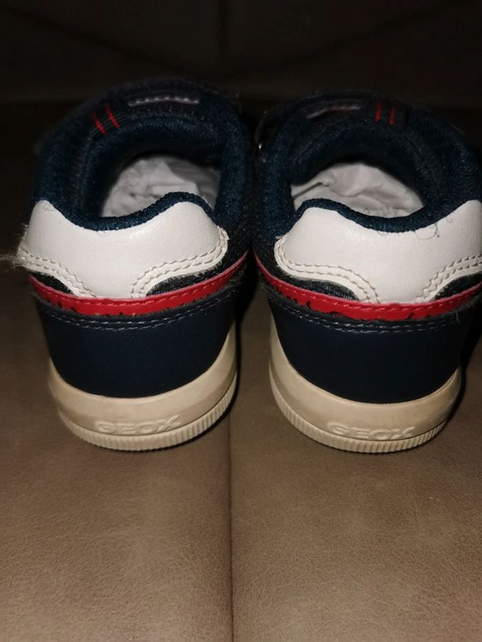 Baskets Geox Taille 27 - photo numéro 4