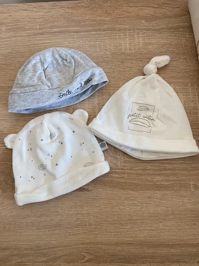 Lot 3 bonnet Bebe Orchestra neuf