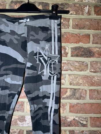 Legging militaire primark 12/13 ans 158