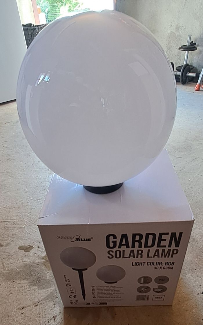 Globe lampe solaire LED lumineux multicolore 30cm - photo numéro 3