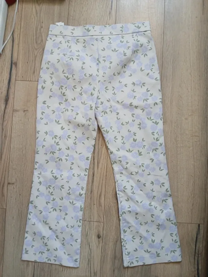 Pantalon fleur zara violet vert et beige XL - photo numéro 4