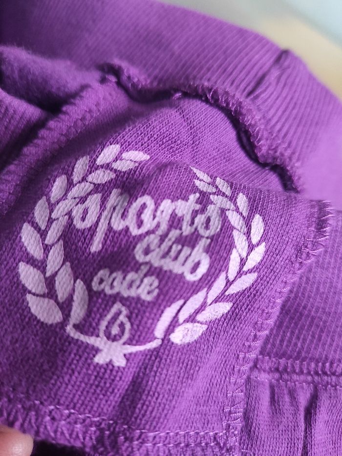Pantalon jogging neuf 6 ans - photo numéro 2
