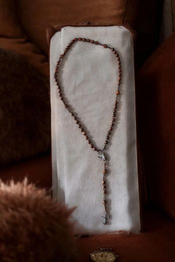 Magnifique chapelet en bois vintage