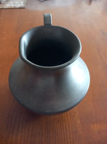 Vase hauteur 12 cm.