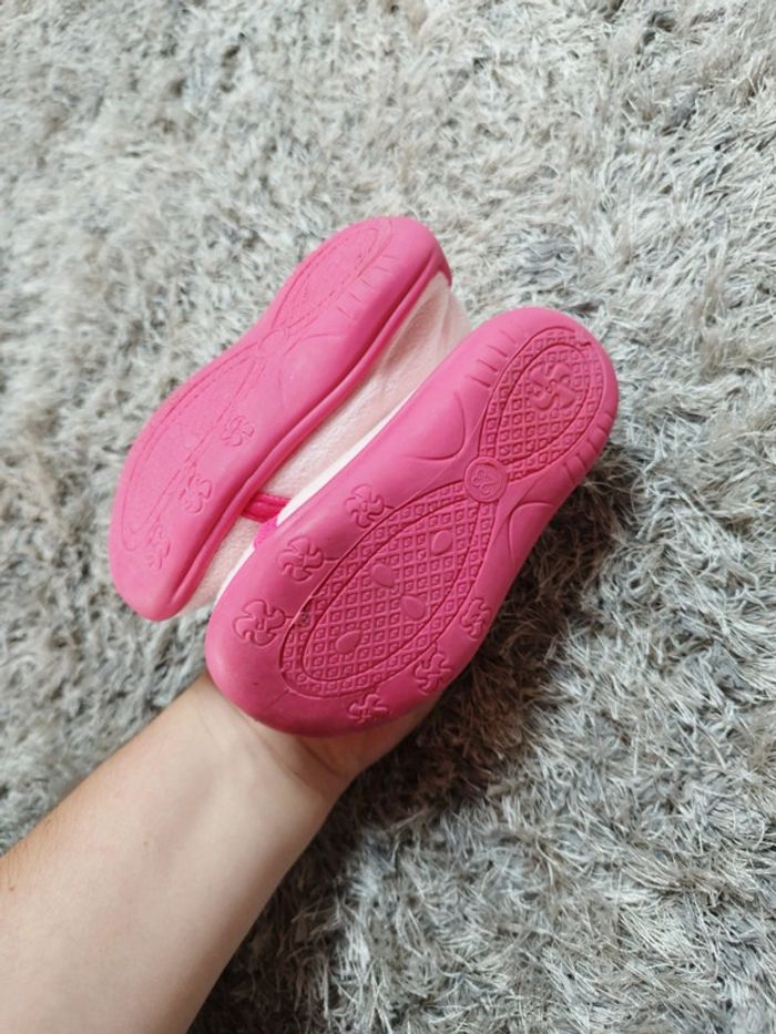 Joli petit chausson rose fermeture éclair pointure 23 licorne - photo numéro 3