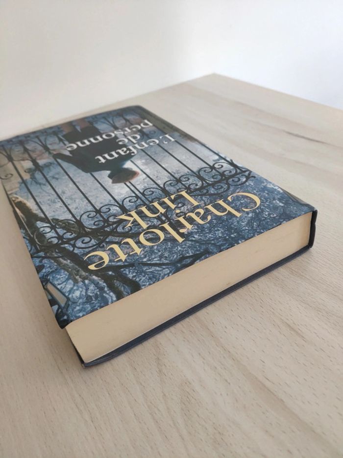 Livre grand format L'enfant de personne Charlotte Link - photo numéro 5