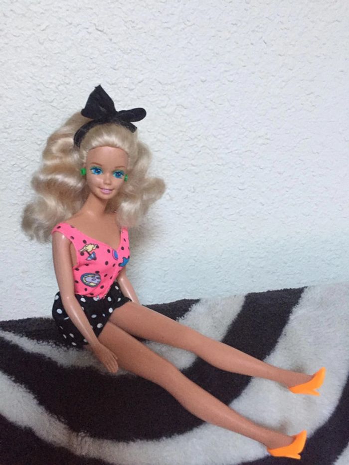 ancienne BARBIE blonde originale Capri collection 1990 - photo numéro 3