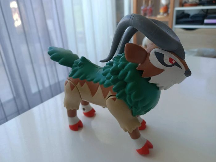 Figurine jouet Pokémon Tomy chevroum action combat - photo numéro 3