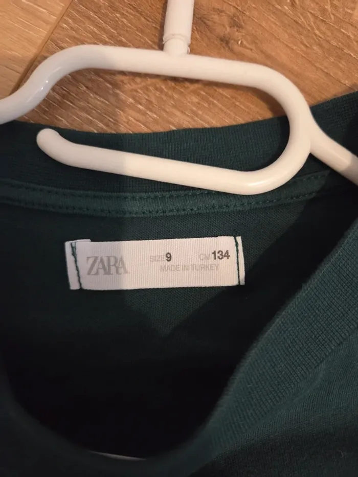Tee-shirt Zara taille 9 ans - photo numéro 3
