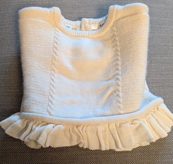 Pull d'hiver couleur crème de la marque Marèse taille 12 mois