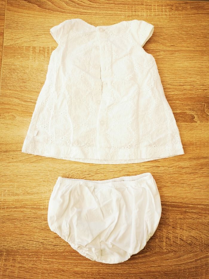 Lot 2 robes - photo numéro 2