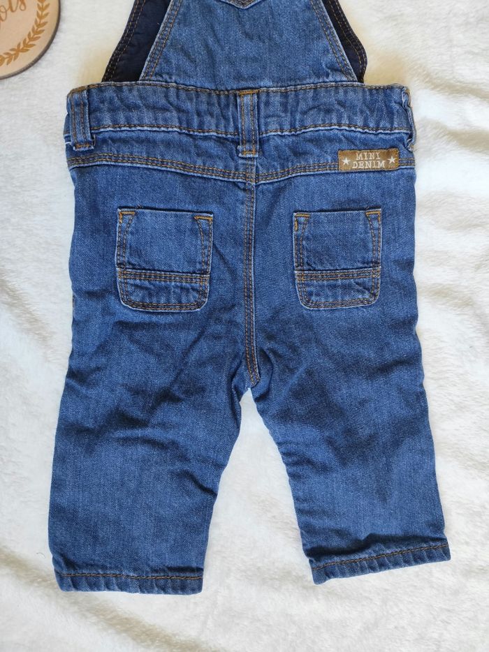 Salopette en jeans Kiabi, taille 6 mois 👣 - photo numéro 7