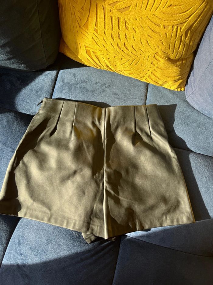 jupe short en cuir zara S - photo numéro 5