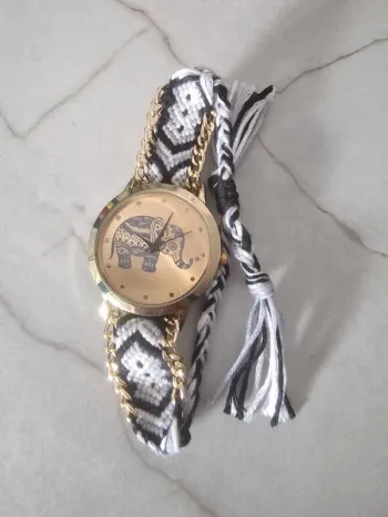 Montre ethnique