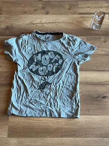 Je vend un tee shirt garcon enfant 6 ans très bon état