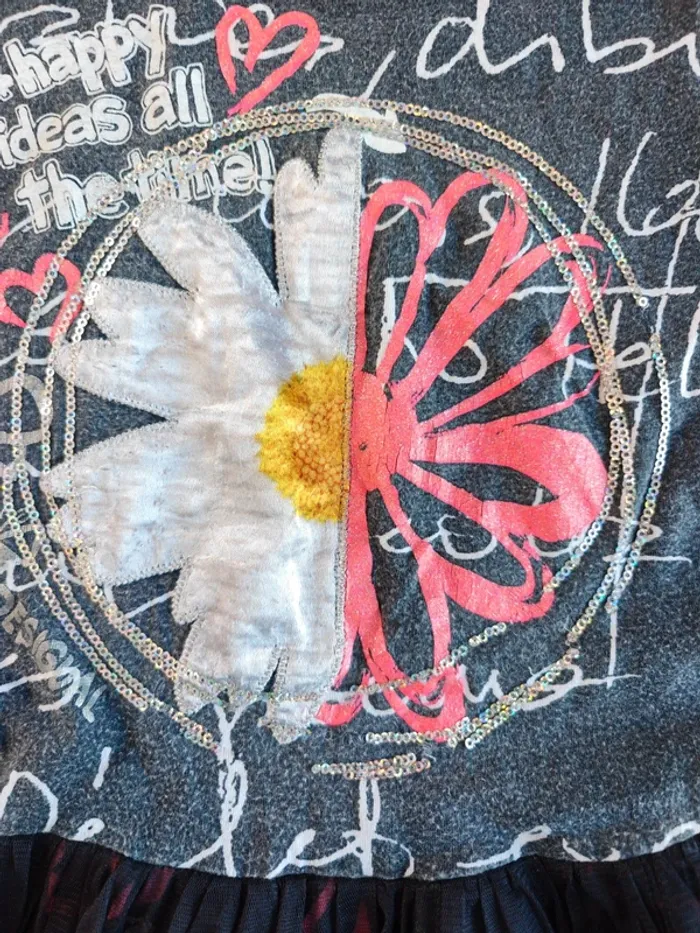 Robe desigual 5 6 ans - photo numéro 3