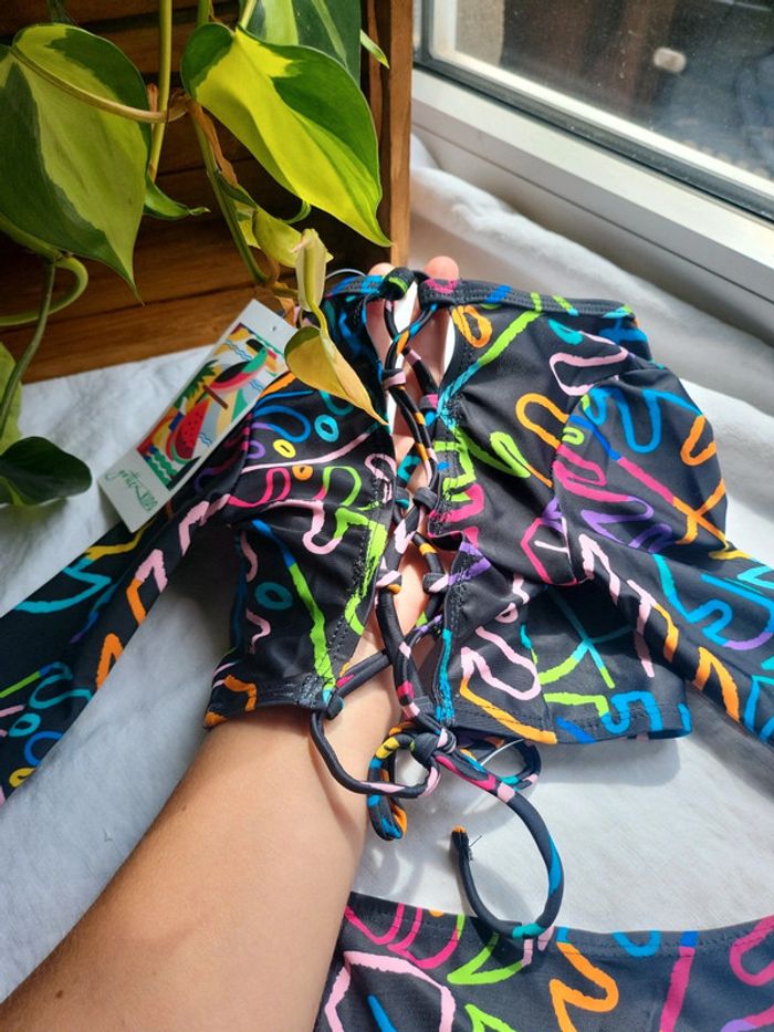 Magnifique maillot de bain manches longues océan 5 ans - photo numéro 6