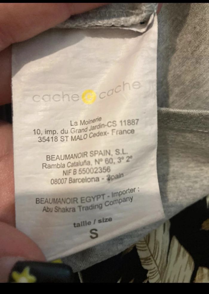 Haut gris à dentelle noir Taille S 🟡 - photo numéro 3