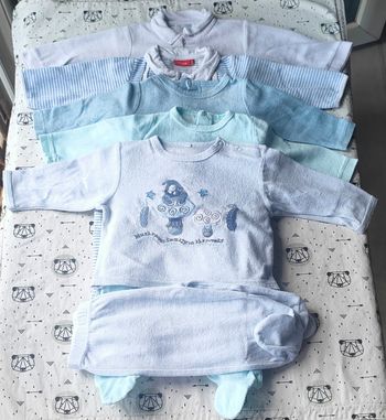Lot pyjamas velours taille 6 mois