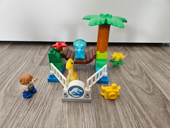 Lego Duplo Jurassic World - 10879 - Le zoo des adorables dinos 