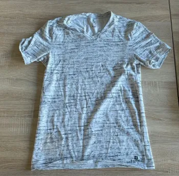 6 T-Shirt Taille M