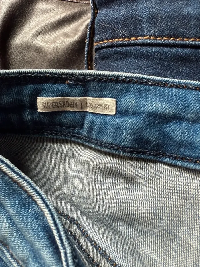 Jean slim en très bon état taille 42 Bershka bleu - photo numéro 8