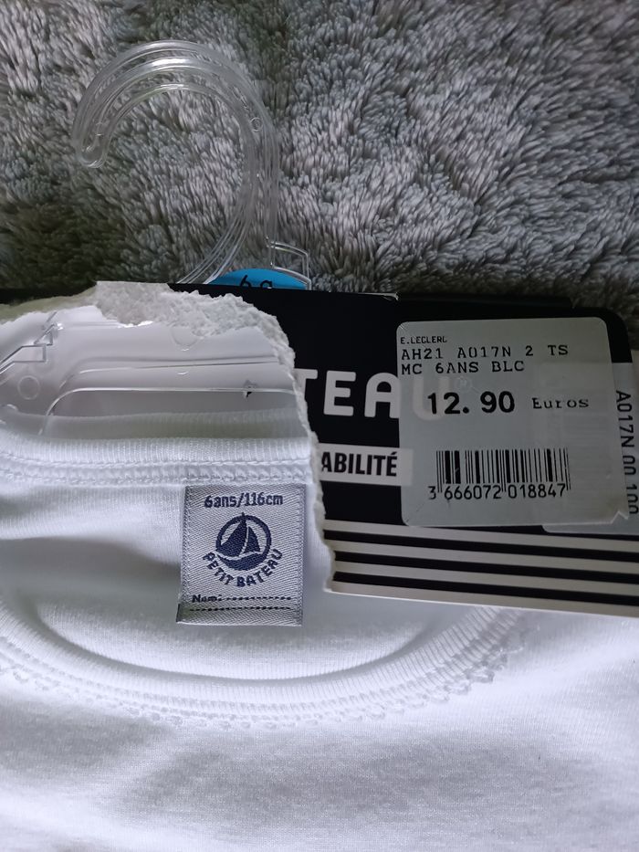 Lot 2 t-shirts blancs 6 ans neufs fille basique coton - photo numéro 3