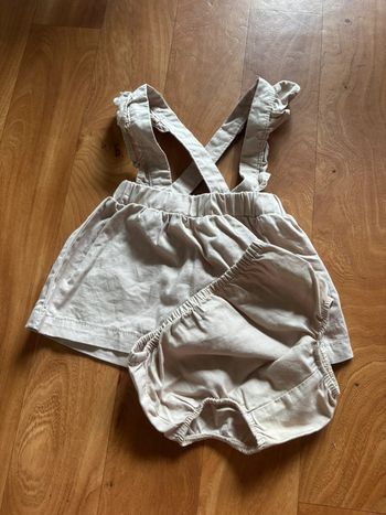 Robe / salopette kiabi