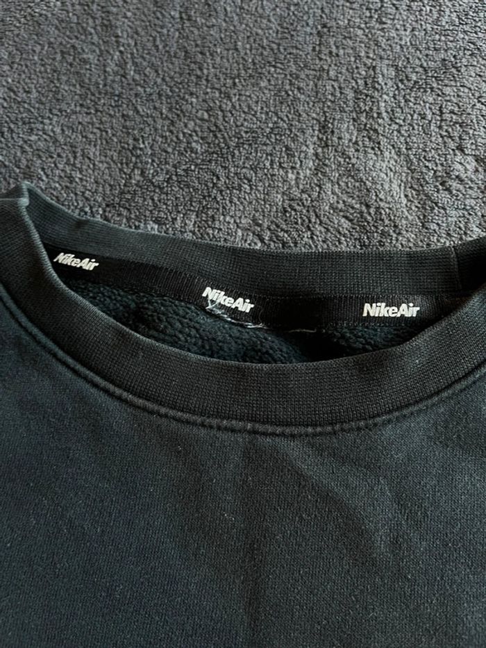 Pull Nike Air Noir 10/12ans - photo numéro 4