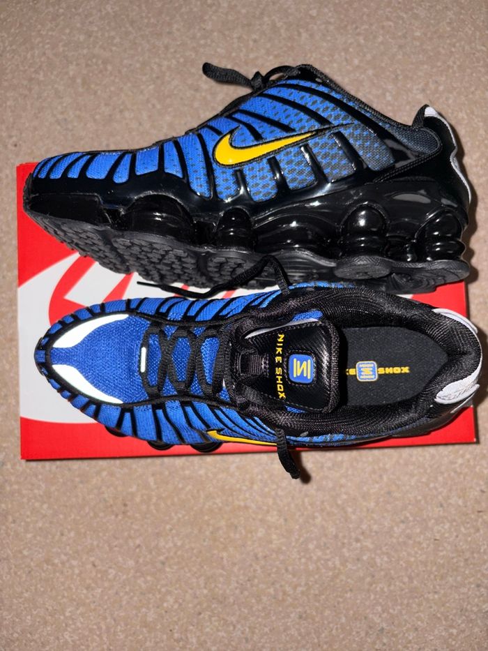 SHOX taille 42,5 neuf - photo numéro 2