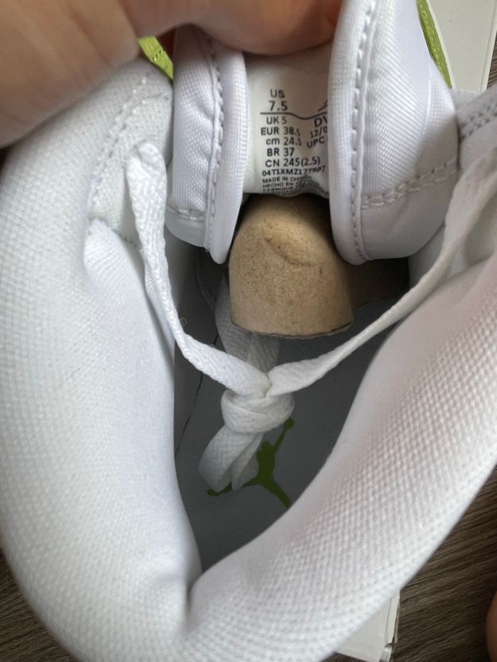 Nike Jordan 1 Mid Green Python - photo numéro 5