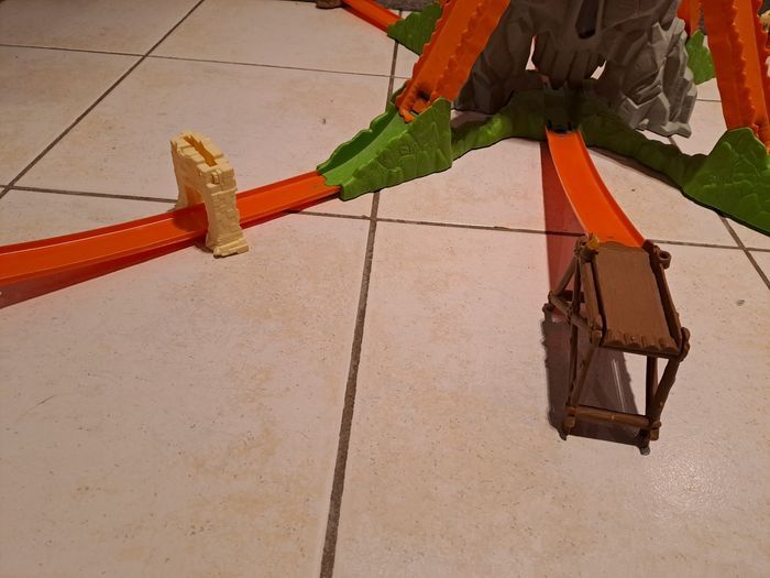 Hot Wheels Volcano Blast - photo numéro 4