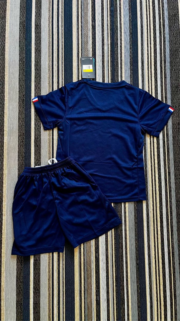 Ensemble enfant PSG - photo numéro 2