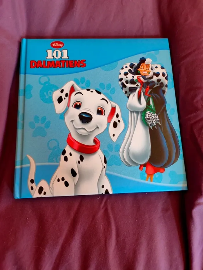 Livre Disney les 101 dalmatiens