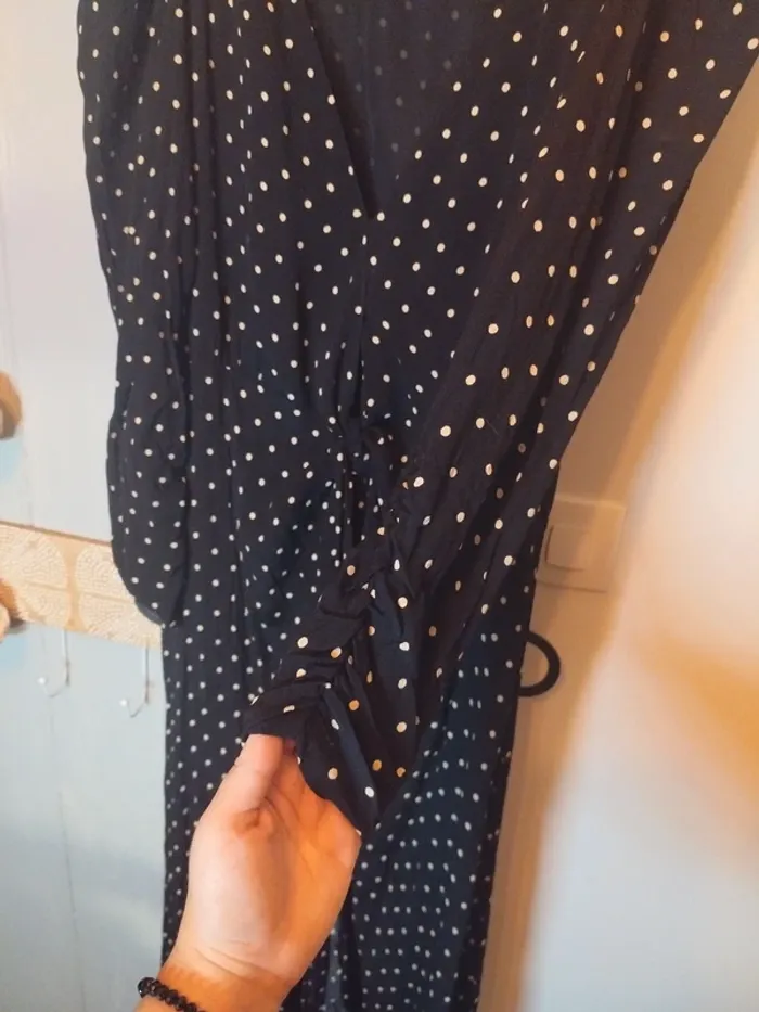Robe longue noir pois Mango - photo numéro 4