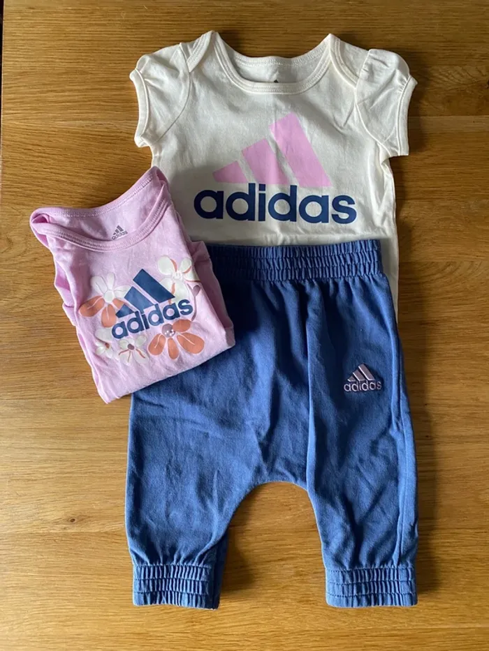 Ensemble Adidas 3 mois