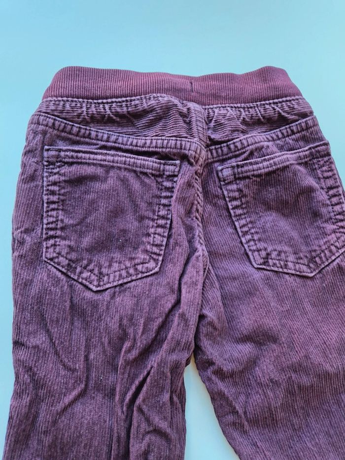 Pantalon Gap en velours côtelé rouge bordeaux taille 2 ans - photo numéro 2