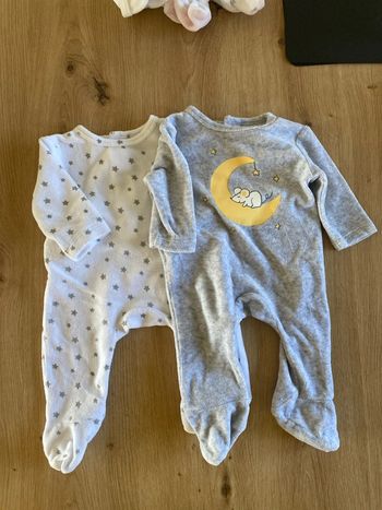Lot 2 de pyjamas 1mois