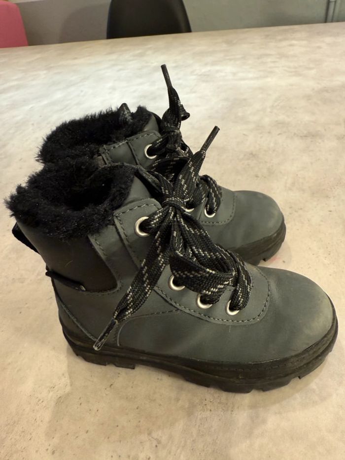 Bottines fourrées enfant H&M pointure 23 - photo numéro 5