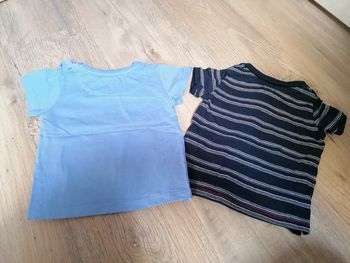 Lot de 2 t shirt manches courtes 12 mois