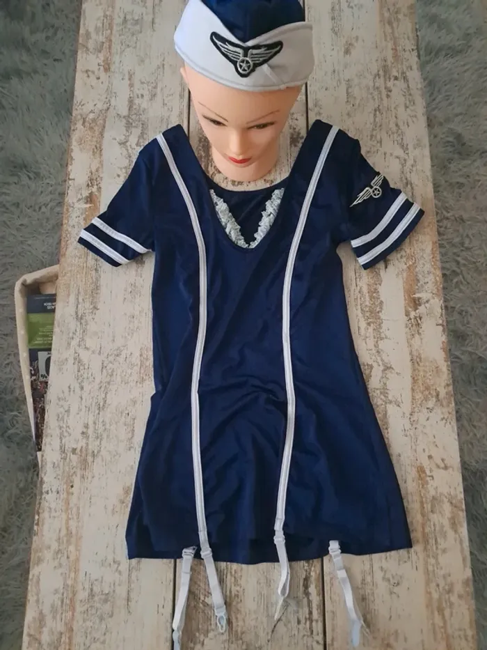 Costume d'hôtesse de l'air sexy - photo numéro 2