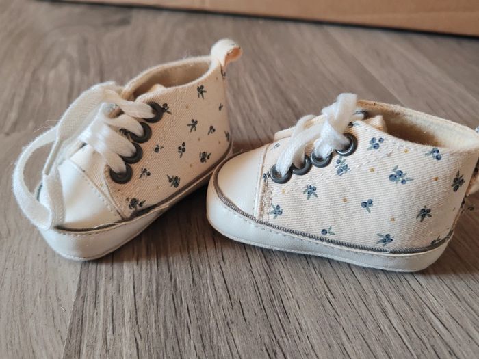 Chaussure - 0-3mois - photo numéro 2