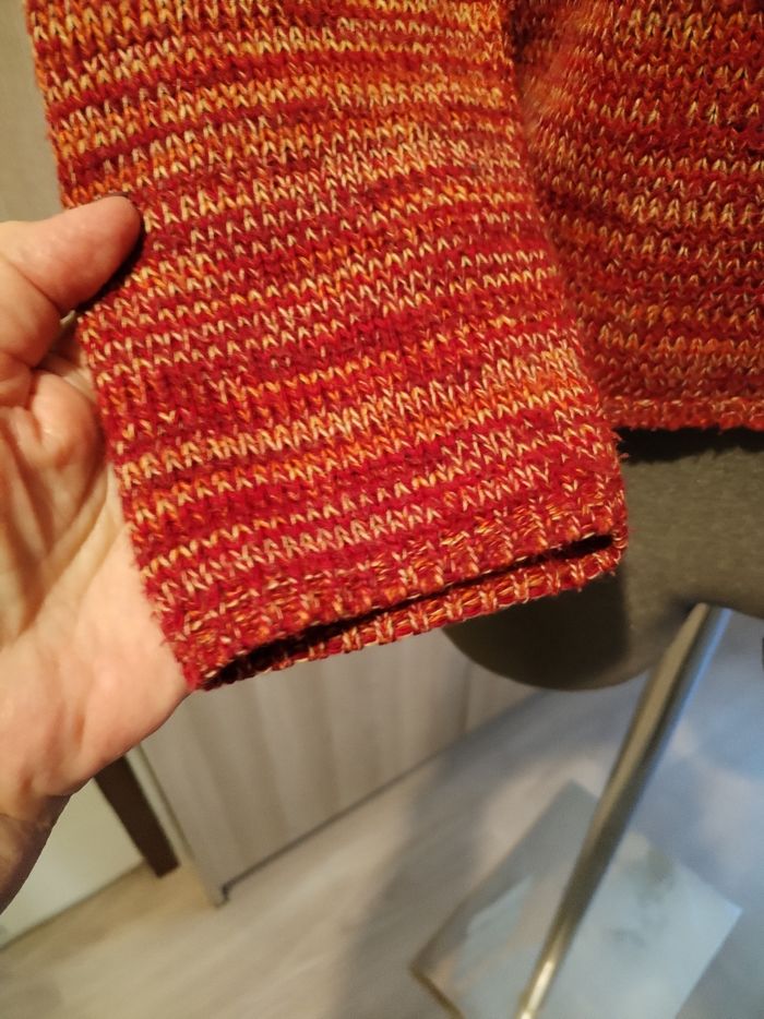 Pull femme taille 38 /40 - photo numéro 2