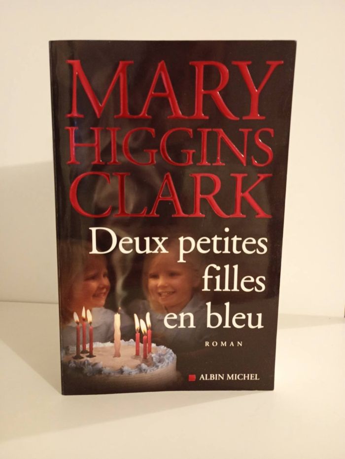 Livre deux petites filles en bleu Mary Higgins Clark - photo numéro 2