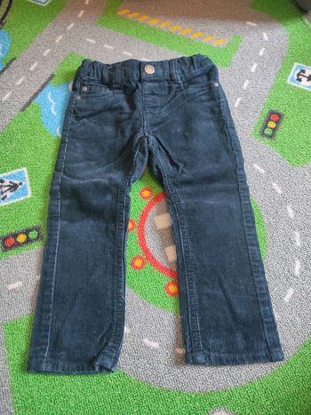 pantalon bleu foncé