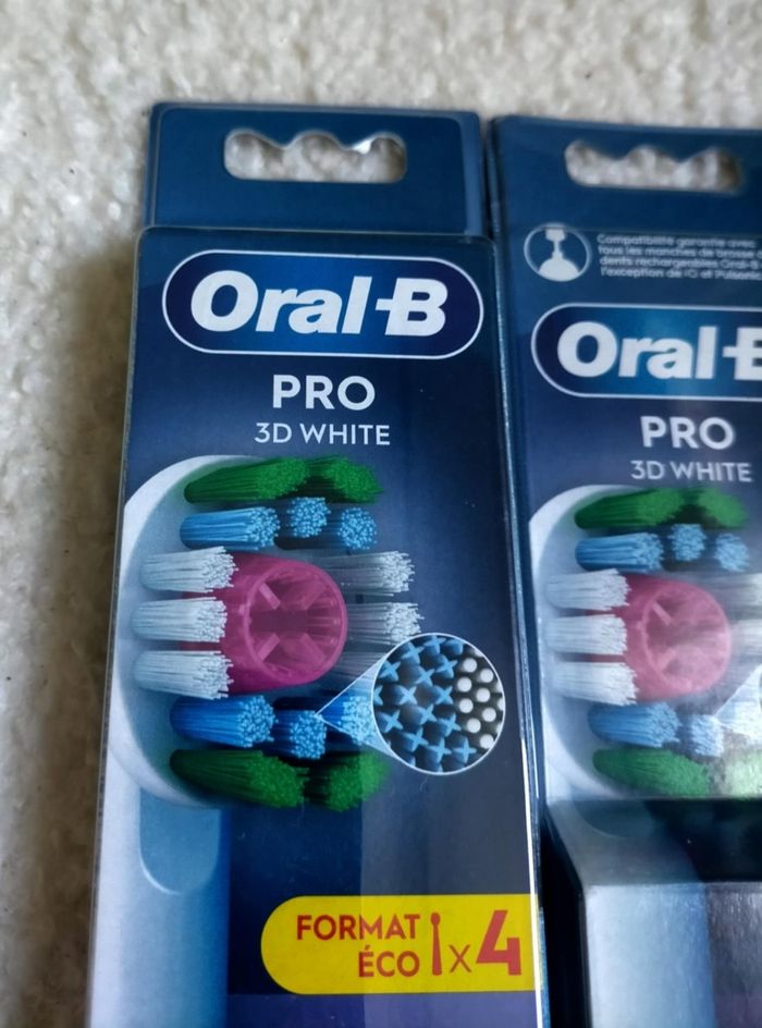 Lot 6 brossettes Oralb pro 3D white - photo numéro 2