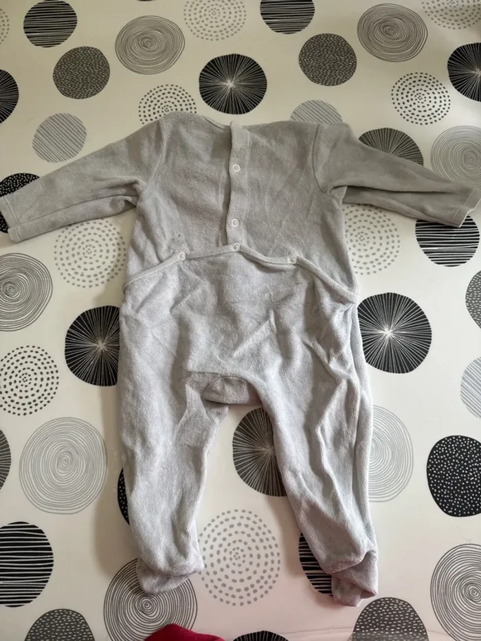 Pyjama - photo numéro 2