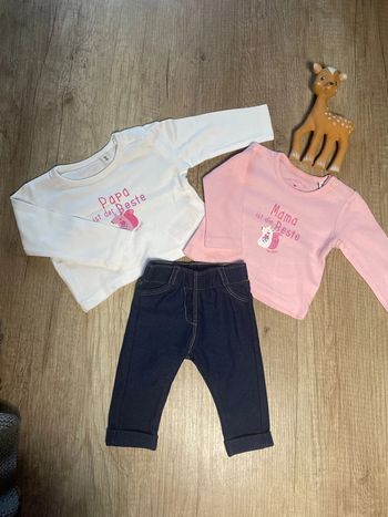 Ensemble fille 1 mois neuf