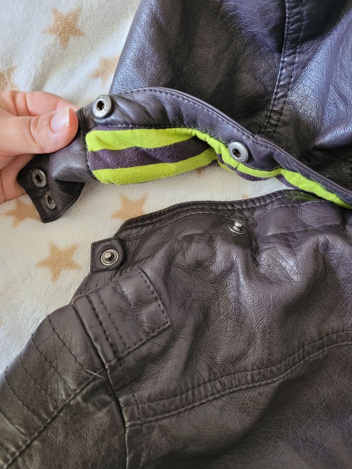 Blouson effet cuir 9 mois - photo numéro 4
