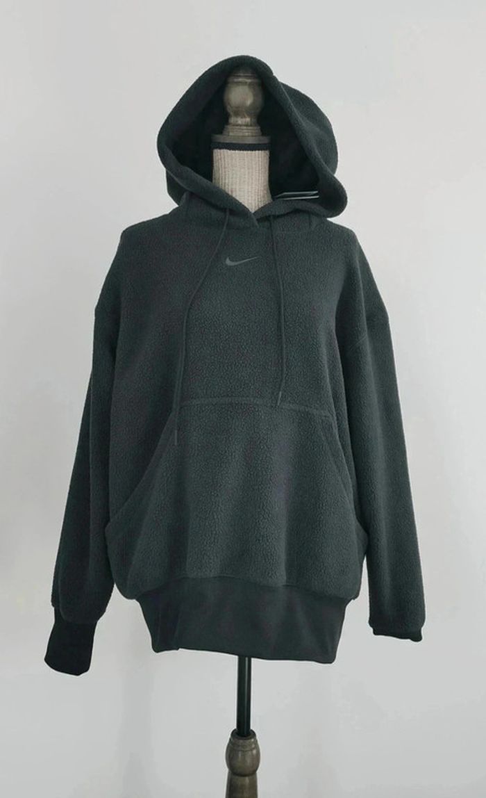70 € Sweat à capuche en peluche de vêtements de sport féminin Crush / noir